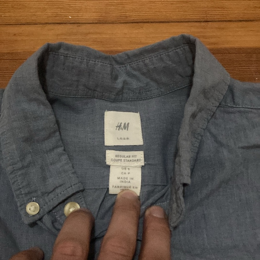 H&M button-down - Picture 3 of 5